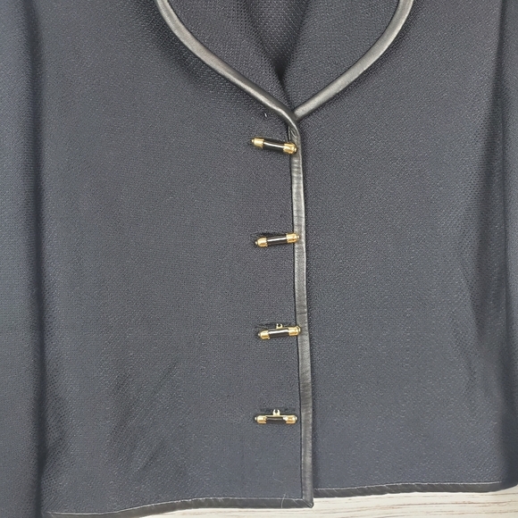 St. John Collection Womens Size 2 Vintage Black Santana Knit Leather Trim Jacket - Picture 3 of 11